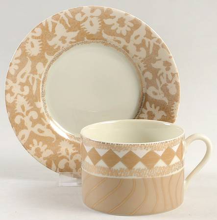 Fauxtuny Flat Cup & Saucer Set