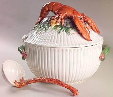 Fish Market  (Discontinued 1998) Tureen & Lid w/Ladle