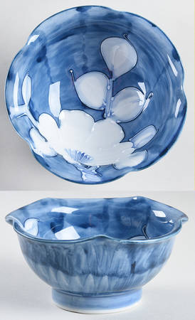 Camellia Folkart 5" Scalloped Bowl