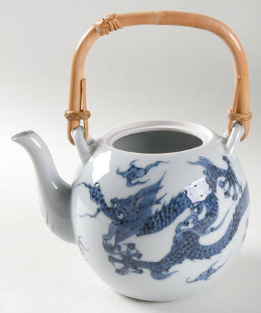 Flying Dragon Mini Teapot No Lid