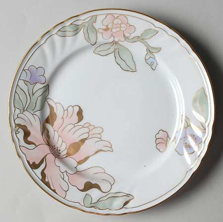 Fleur Fantasia Peach Salad Plate