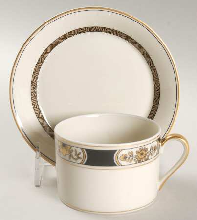 Fleur Orientale Black Flat Cup & Saucer Set