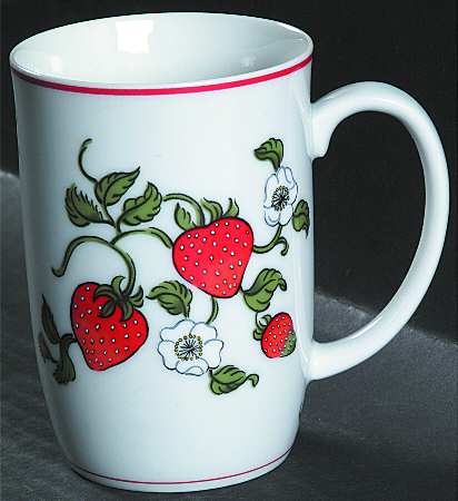 Fraise De Bois Mug
