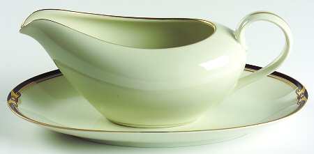 Hatteras Gravy Boat & Underplate