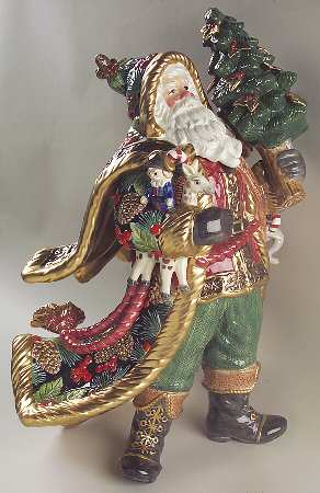 Holiday Pine Santa Claus Figurine