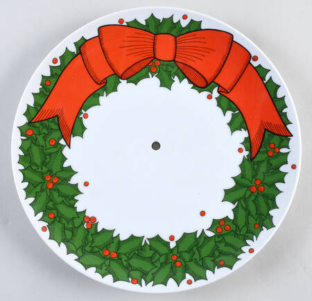 Holly Wreath Dinner Plate for 2 Tiered Serving Tray