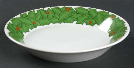 Holly Wreath Saucer