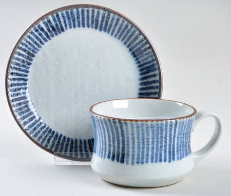 Mingei Flat Cup & Saucer Set