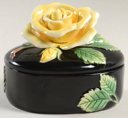 Midnight Rose (Yellow Rose) Oval Box & Lid