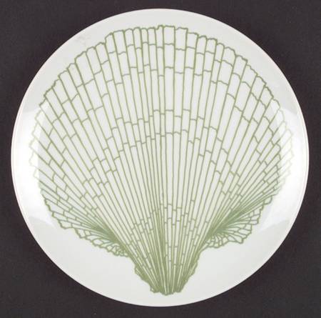 Monotone Shell Green Salad Plate