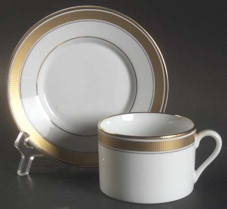 Oak Park Flat Cup & Saucer Set