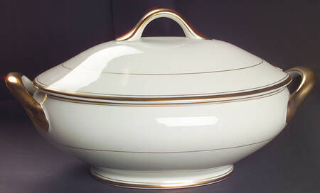 Palais Buff Tureen &  Lid