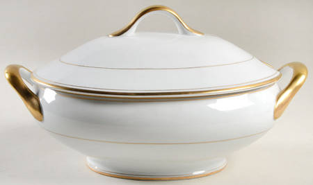 Palais White (Japan) Tureen &  Lid by Fitz & Floyd