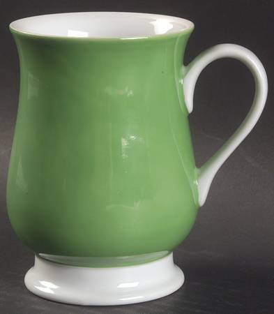 Papillon (White Butterfly on Green) Mug