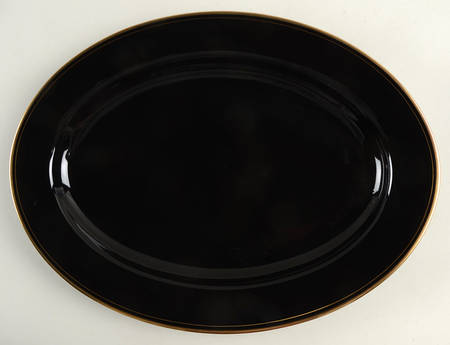 Pavillon Black 14" Oval Serving Platter