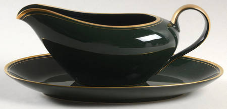Pavillon Hunter Green Gravy Boat & Underplate/Relish