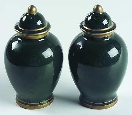 Pavillon Hunter Green Salt & Pepper Set