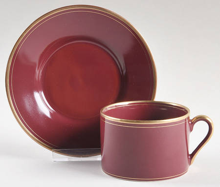 Pavillon Plum Flat Cup & Saucer Set