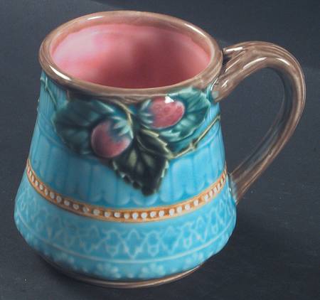Petite Fraise Des Bois Mug