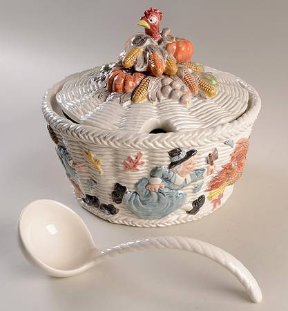 Pilgrims Progress Tureen & Lid w/Ladle
