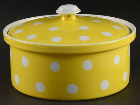 Polka Dots (White Dots on Yellow) 1.75 Qt Round Covered Casserole