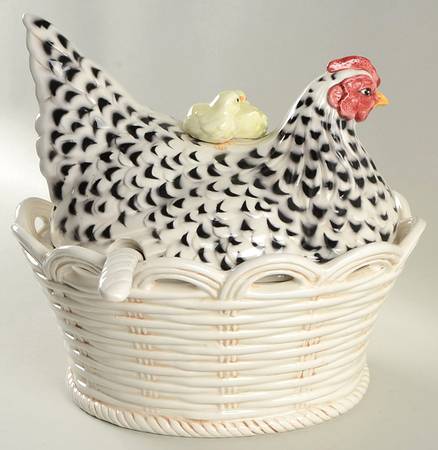 Poulet Tureen & Lid W/Ladle