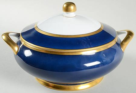 Renaissance Lapis Blue Round Covered Vegetable