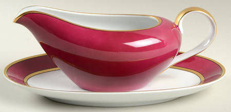 Renaissance Magenta Gravy Boat & Underplate/Relish