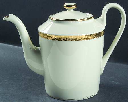 Roanoke (Gold) Coffee Pot & Lid