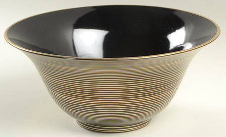 Rondelle Black 9" Round Vegetable Bowl