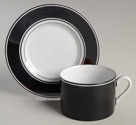Rondelet Noir Flat Cup & Saucer Set