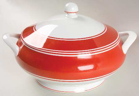 Rondelet Terra Cotta Round Covered Vegetable