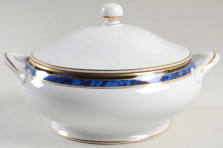 Savannah Round Covered Vegetable