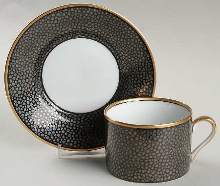 Shagreen Charcoal (Made in Japan) Flat Cup & Saucer Set