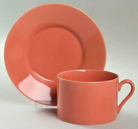 Total Color Apricot (Round, Smooth) Flat Cup & Saucer Set