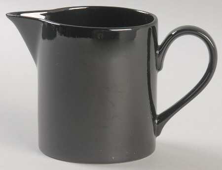Total Color Black (Round, Smooth) Creamer
