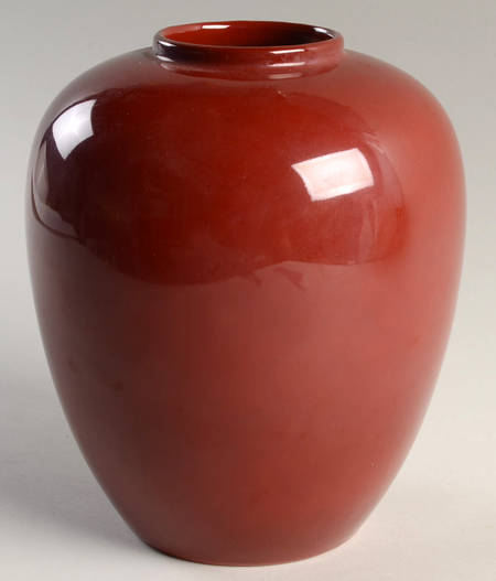 Total Color Cinnabar (Round) 7" Vase