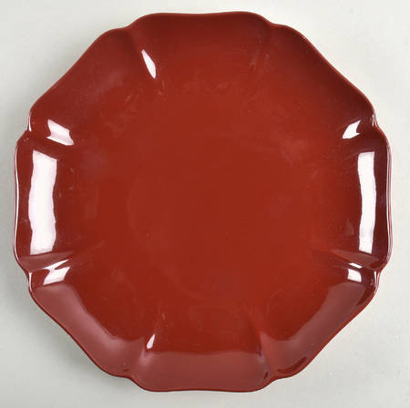 Total Color Cinnabar (Round) Scalloped Luncheon Plate