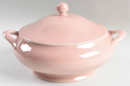 Total Color Dusty Rose (Round) Round Covered Vegetable