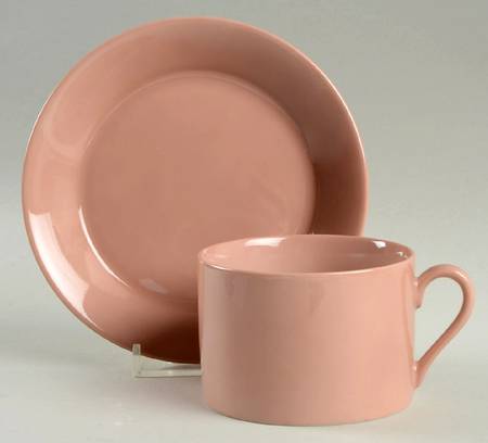 Total Color Dusty Rose (Round) Flat Cup & Saucer Set