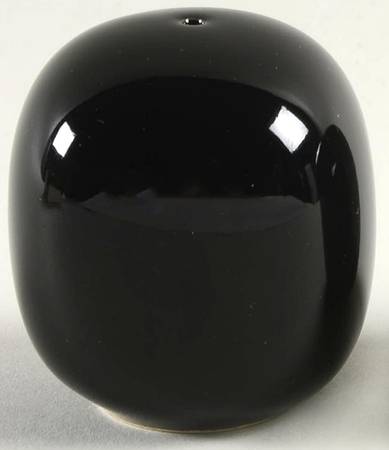 Total Color Spectrum Black (Round) Salt Shaker