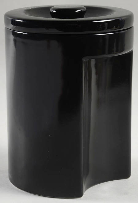 Total Color Spectrum Black (Round) Large Canister & Lid