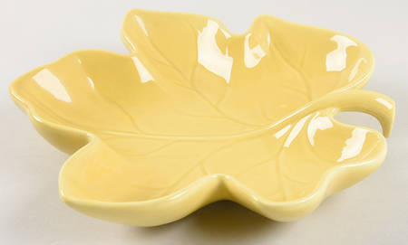 Total Color Spectrum Yellow (Round) 8" Leaf Dish