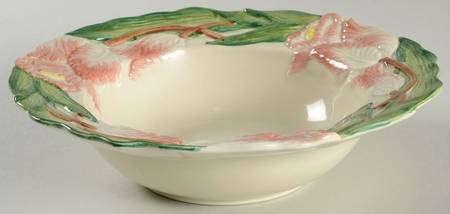 Tulip Garden Rim Soup Bowl