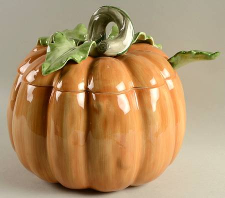 Vegetable Garden Tureen & Lid W/Ladle