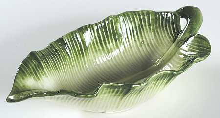 Vegetable Garden 9" Leaf Bowl