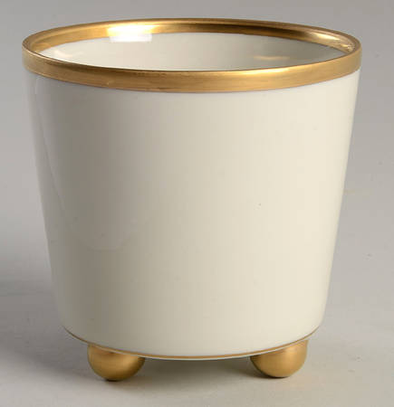 Versailles Crème Cachepot