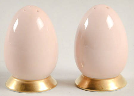 Versailles Shell Peach Salt & Pepper Set