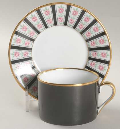 Victoriana Flat Cup & Saucer Set