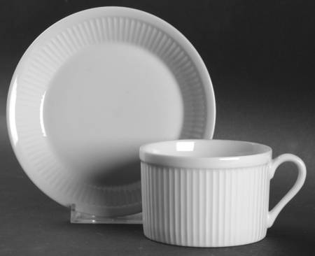 White Classic Flat Cup & Saucer Set by Fitz & Floyd